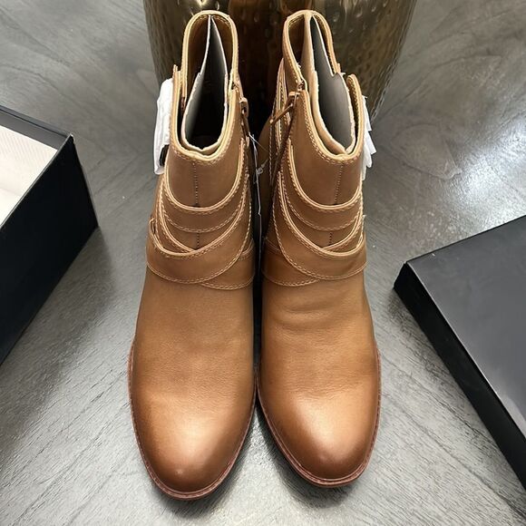 NATURALIZER Lyra Lug Sole Booties - Picture 9 of 13